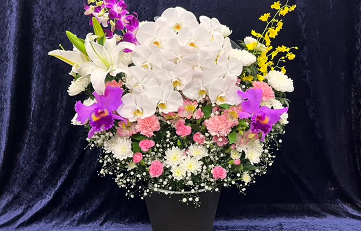 菊・洋花ミックス 33,000円(税込)の商品見本